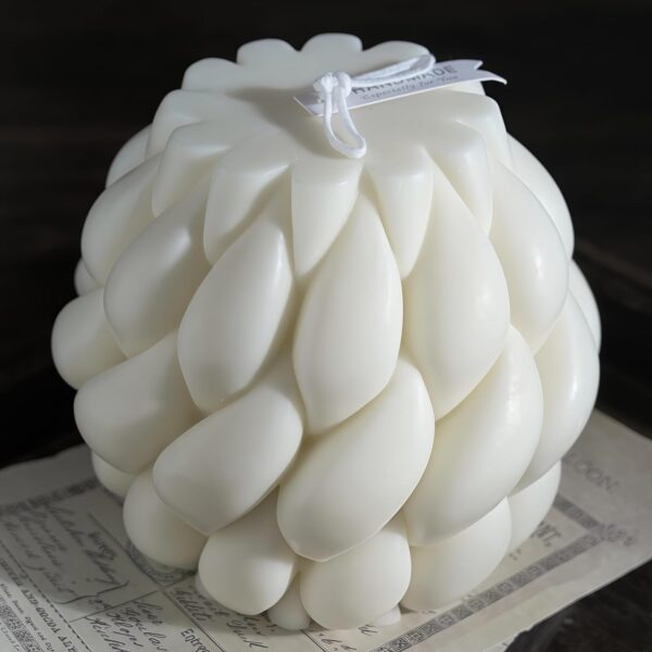 Artisanal Knot Ball Candle - Oversized Large Handmade Soy Wax Sculptural Decor, Elegant Home Fragrance Housewarming Gift for Women, Luxury Shelf & Coffee Table Centerpiece, White