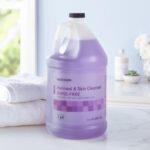 McKesson Perineal Skin Cleanser with Aloe, 1 Gallon [Pack of 1] Rinse-Free Body Wash for Incontinence or Ostomy Care, Fresh Scent - Image 6