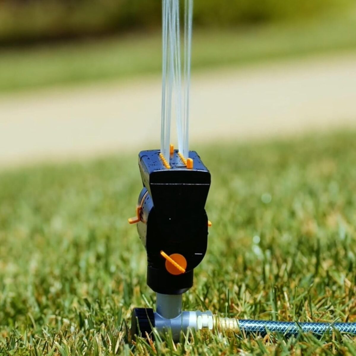 Melnor 65137AMZ MiniMax Turbo Oscillating Sprinkler on Step Spike, 4000 sq. ft., 4-Way Adjustable, Quick Connect Bundle, Yellow - Image 4