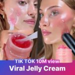 medicube Collagen Jelly Cream- Niacinamide & Freeze-Dried Hydrolyzed Collagen - Boosts skin's barrier hydration and gives 24h Glow & Lifted Look - No artificial color, Korean skincare (3.71 fl.oz.) - Image 5