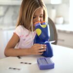 Educational Insights GeoSafari Jr. Talking Microscope Featuring Bindi Irwin: Microscope for Kids, STEM & Science Toy, Interactive Learning, Ages 3+ - Image 7