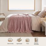 Bedsure Cozy Throw Blanket for Women - Pink Soft Throw Blankets for Couch, Cute Small Fleece Gifts for Girls, 50x60 Inches - Image 5