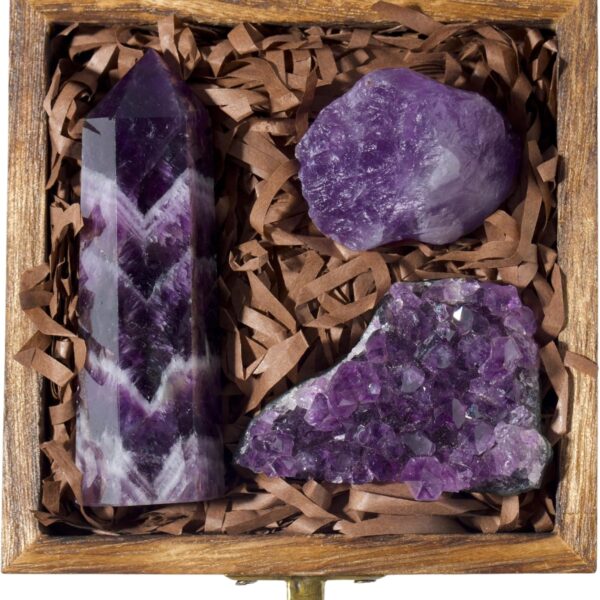 Premium Amethyst Crystal Set – Amethyst Crystal Tower, Cluster and Raw Crystal - Large Crystals and Healing Stones in Wooden Box - Ideal Spiritual Gifts for Women for Meditation, Peace and Sleep