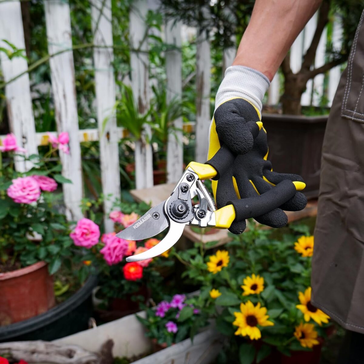 Heavy-Duty Handheld Garden Shears - Versatile Pruning Tools for Gardening, Tree Pruning, Flower Care, Hedge Maintenance, Plant Branch Cutting, and Pruner Holster - Image 3