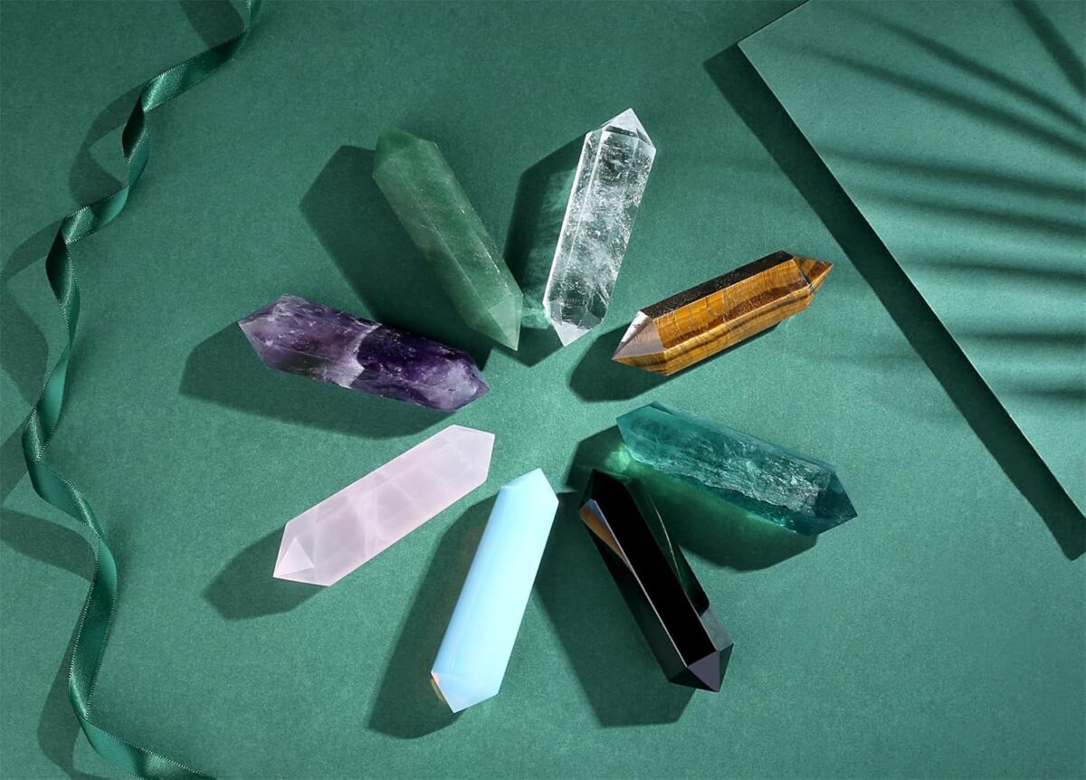 YATOJUZI 3.5" Clear Quartz Healing Crystals Wand Natural Crystals and Healing Stones Large Hexagonal Clear Quartz Crystal Points for Meditation Divination Reiki Energy Balancing 1PCS - Image 6