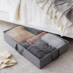 Amazon Basics Under Bed Fabric Zipper Blanket Storage Container Bags with Window and Handles, 2-Pack, 18 x 42 x 6 inches, Gray - Image 5
