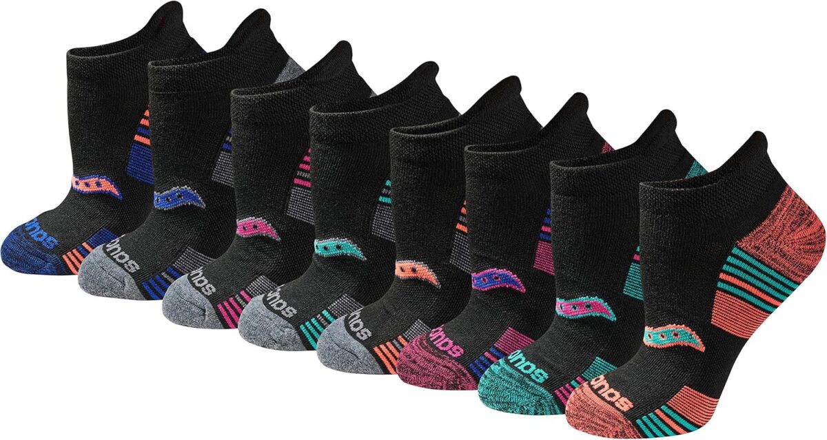 Saucony Women's Rundry Performance Heel Tab Athletic Socks, Available in S-l (8, 16, 24 Pairs) - Image 1
