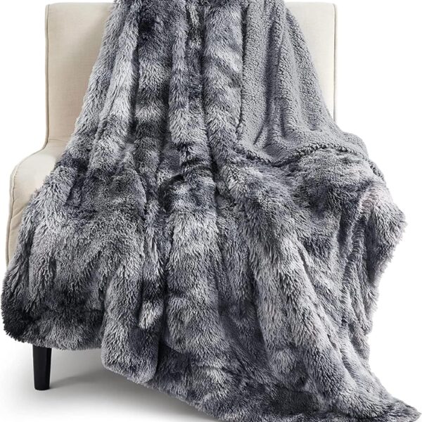 Bedsure Fluffy Throw Blanket Gifts for Women Men, Soft Fleece Sherpa Cozy Fuzzy Plush Warm Minky Thick Faux Fur Throw for Couch, Bed, Home Living Room Decor Spring Blanket Gifts for Mom Dad, Grey