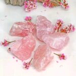 Zenkeeper 1Lb Natural Raw Rose Crystal Large Rose Quartz Stone Rough Gemstones Fountain Bulk Rocks for Tumbling, Cabbing, Polishing, Wire Wrapping, Wicca & Reiki Crystal Healing - Image 2