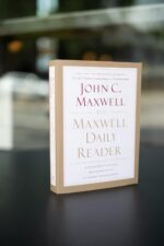 The Maxwell Daily Reader: 365 Days of Insight to Develop the Leader Within You and Influence Those Around You - Image 3