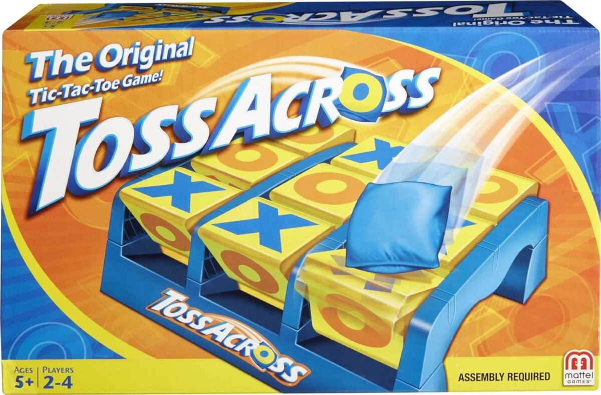Mattel Games Toss Across Kids Outdoor Game, Bean Bag Throw for Camping & Family Nights, Get 3-in-a-Row for 2 to 4 Players - Image 1