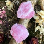 Zenkeeper 1Lb Natural Raw Rose Crystal Large Rose Quartz Stone Rough Gemstones Fountain Bulk Rocks for Tumbling, Cabbing, Polishing, Wire Wrapping, Wicca & Reiki Crystal Healing - Image 4