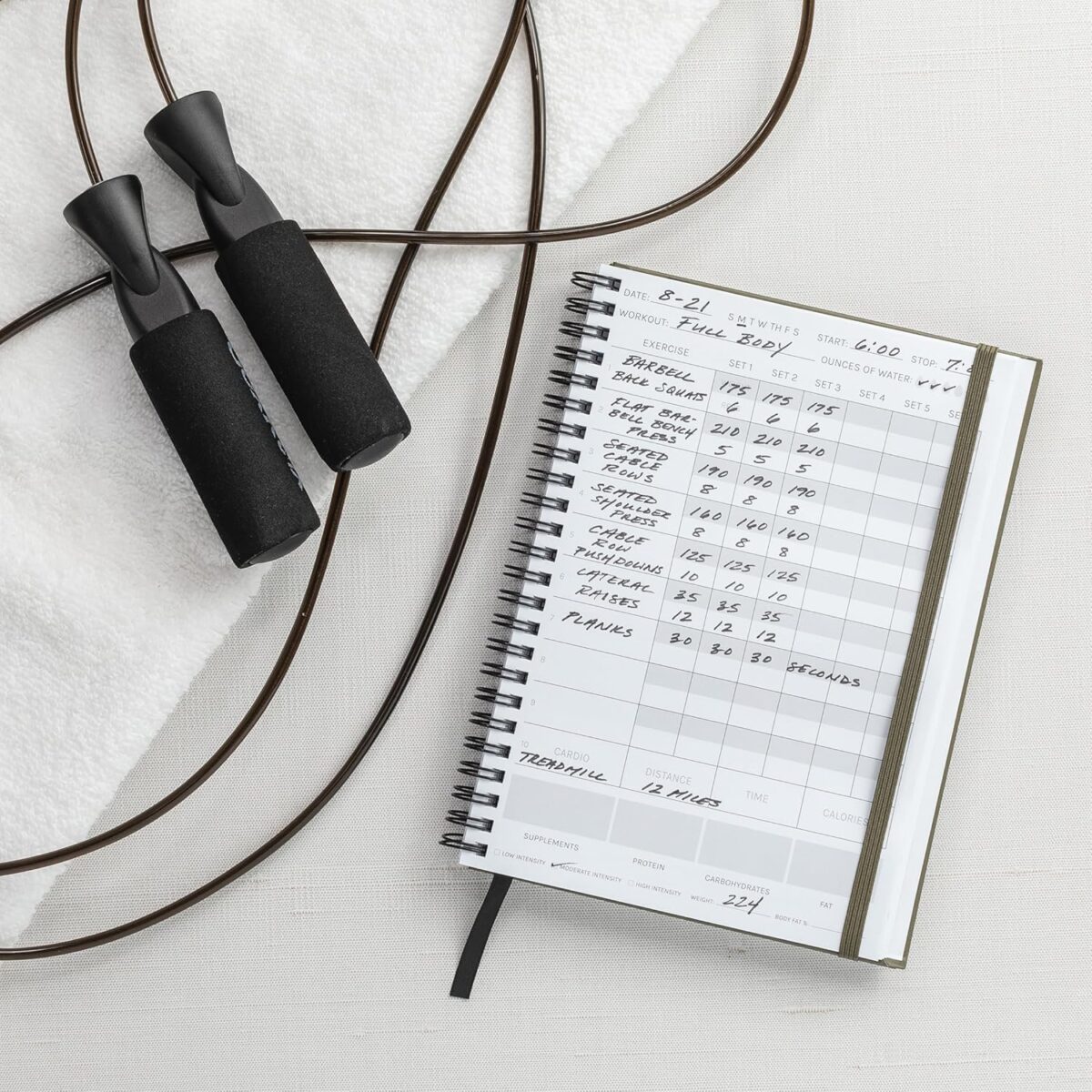 The Ultimate Fitness Journal for Tracking and Crushing Your Gym Goals - Detailed Workout Planner & Log Book For Men and Women - Great Gym Accessories With Calendar, Nutrition & Progress Tracker - Image 7