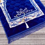 Muslim Prayer Rug with Tasbih Prayer Beads, Soft Large Prayer Matt Islam, Padded Islamic Prayer Mat Thick for Men and Women, Janamaz, Sajadah (31.5" x 47.2", Royal Blue) - Image 6